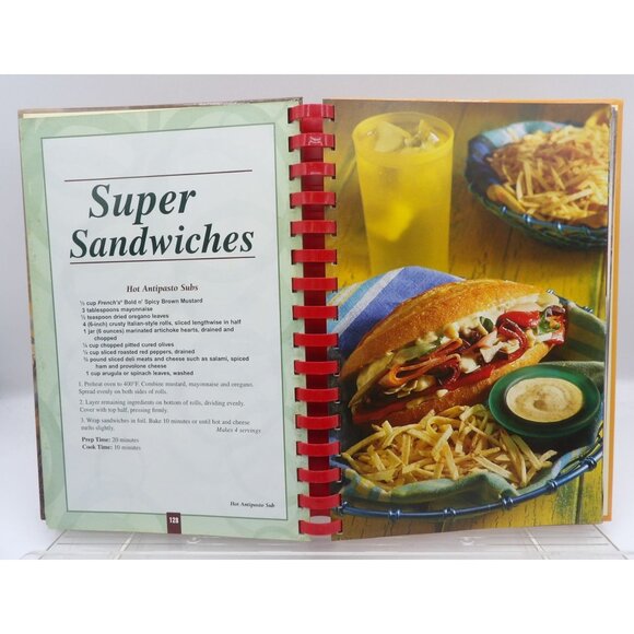 Favorite Brand Name Cooking With Foil Cookbook By Publications International 224 - Picture 5 of 6